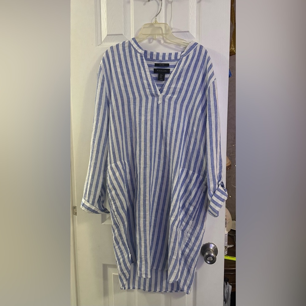 Tahari Blue & White Striped Dress w pockets!
